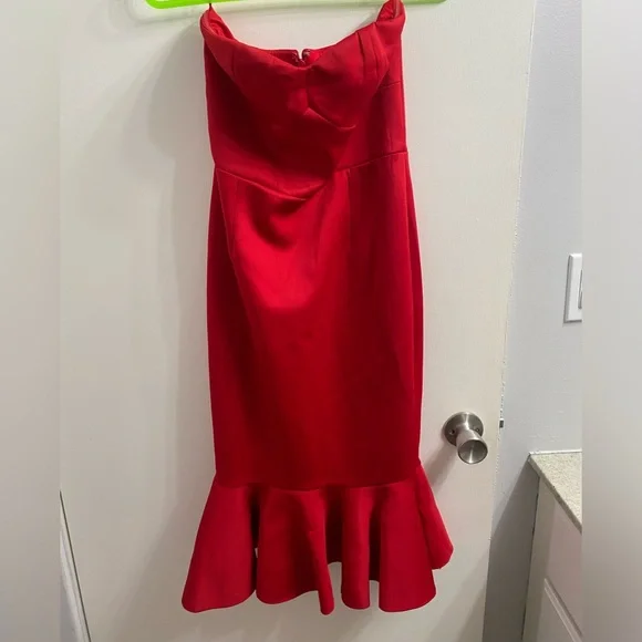 Express Strapless Red Mermaid Dress - Size: 4 - Picture 2 of 9